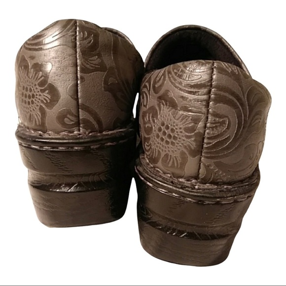 BOC The Peggy Clog Leather Tooled Floral Slip Resistant Comfort Mule US 6 - Picture 8 of 8